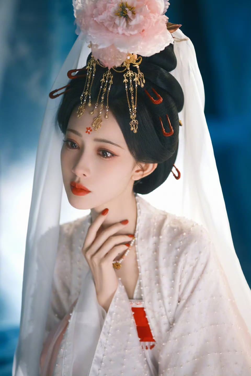 孟子义尚公主杀青应援 从视觉到味觉的全方位盛宴！粉丝们太会了，品牌们也超给力。每