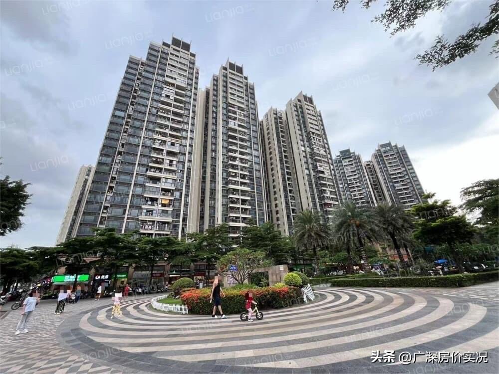 荔湾大坦沙头部小区花语水岸，从5.5万跌到2.8万，还能买吗？

有读者问，想在