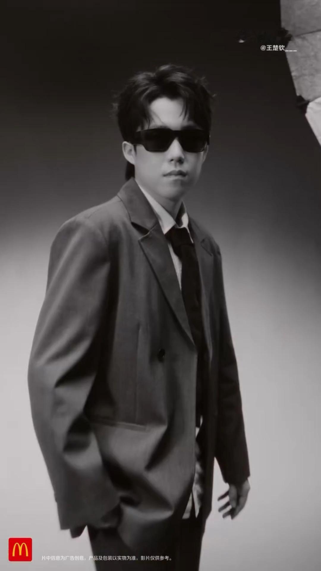 太好会拍了🤵🏻一些萌点帅点～ ​​​