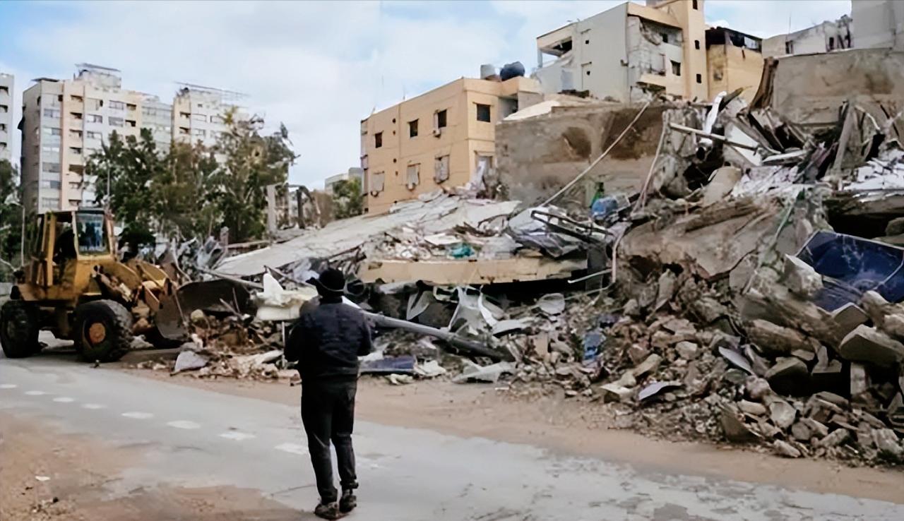 埃及这下彻底炸毛了，直接放出最狠的话怒怼以色列，明着戳破对方的行径：派兵打进黎巴