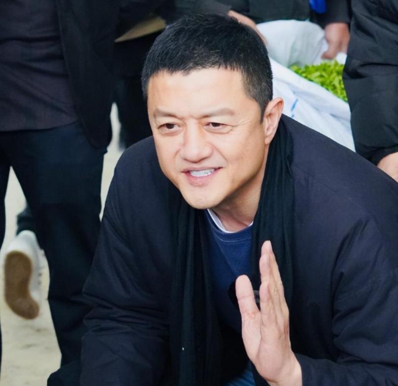 李亚鹏官宣嫣然医院换新院区，不再租场地，自建新院落地北京朝阳。同时，他亲自澄清，