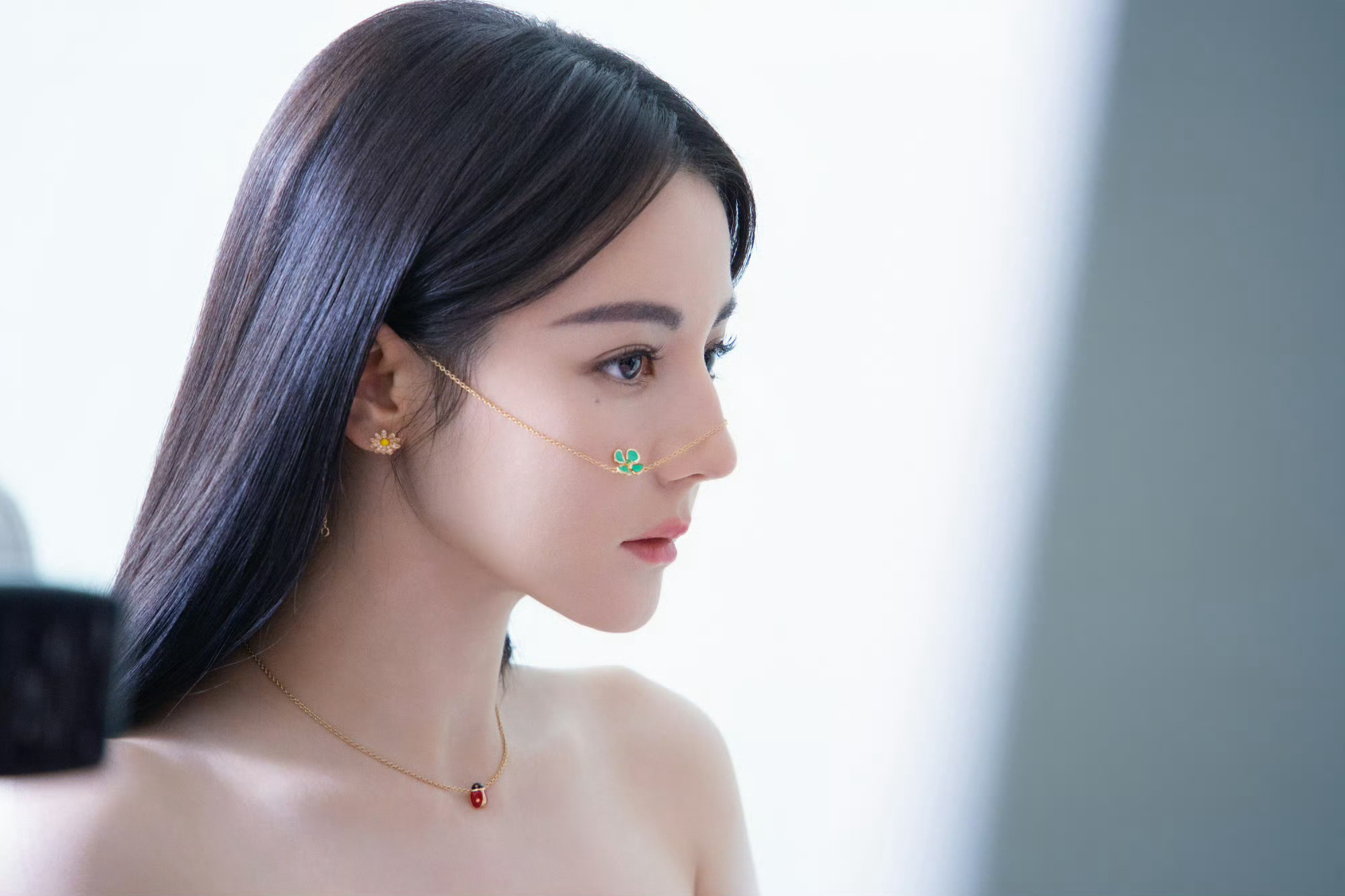 “要知道自己的闪光点，也要看到自己的闪光点，就是不要自我否定，不然的话你会一直否