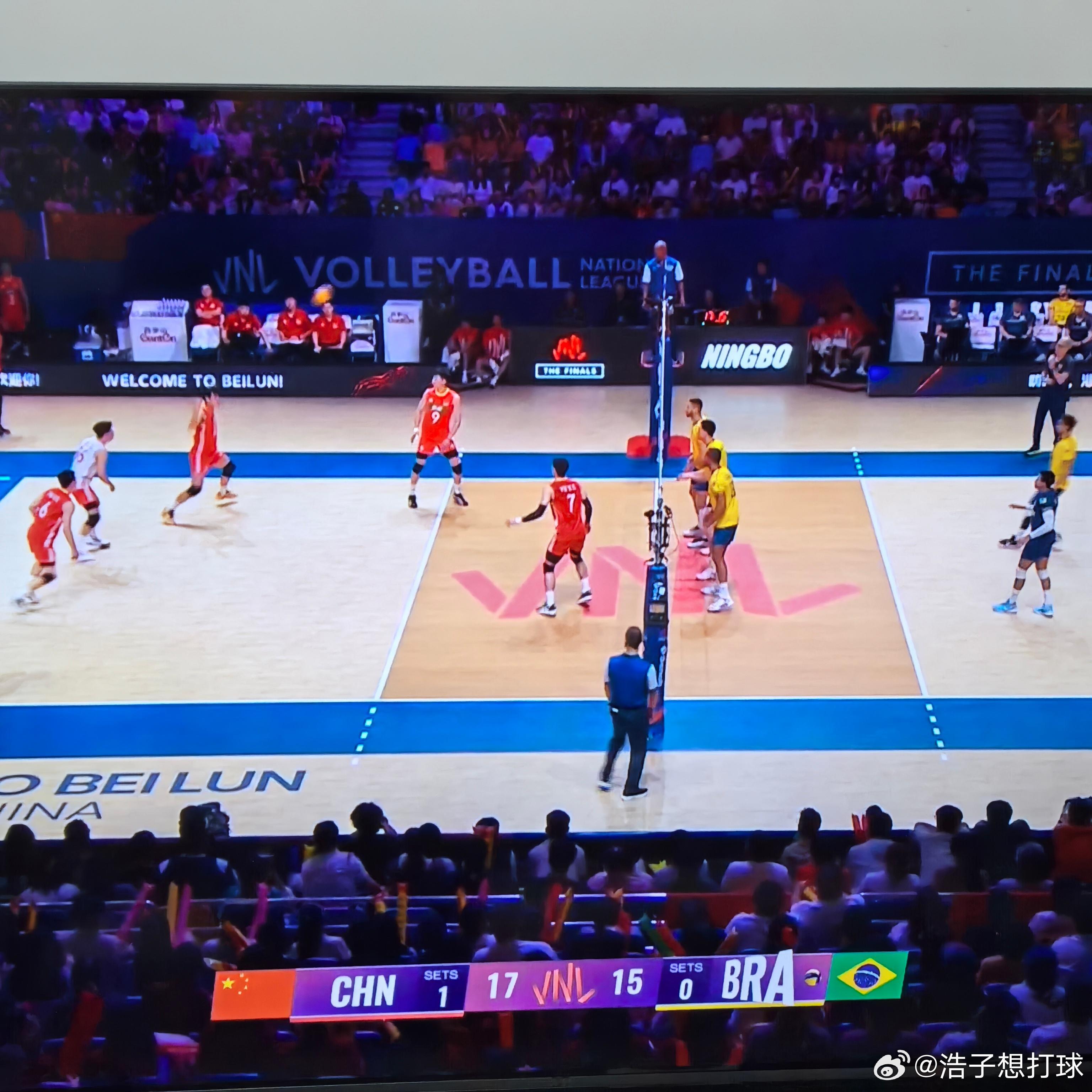 一到家看到这场面的惊喜～vnl排球国家联赛中国男排 ​​​