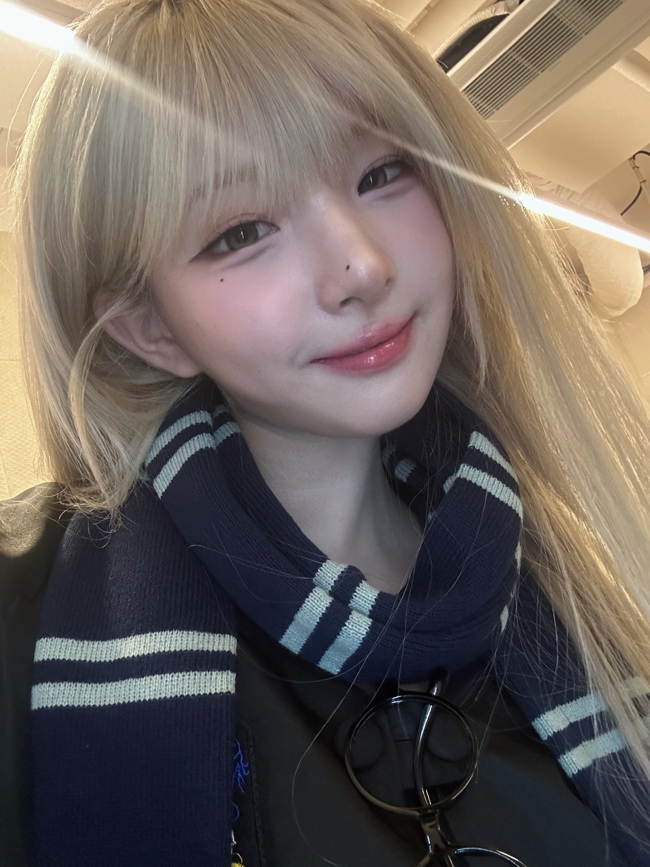 眼镜的有无tripleS组合JeongHayeon丁夏妍