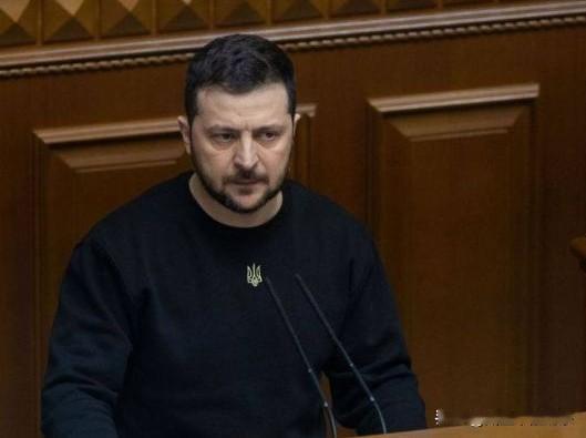 重心彻底转移！美方扎堆中东，泽连斯基彻底慌了

眼看着美国把战略重心全扑到了中东