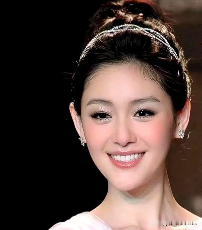姐妹们快看过来！

最近考古到一个大S早年教科书级名场面——当小S在社交平台po