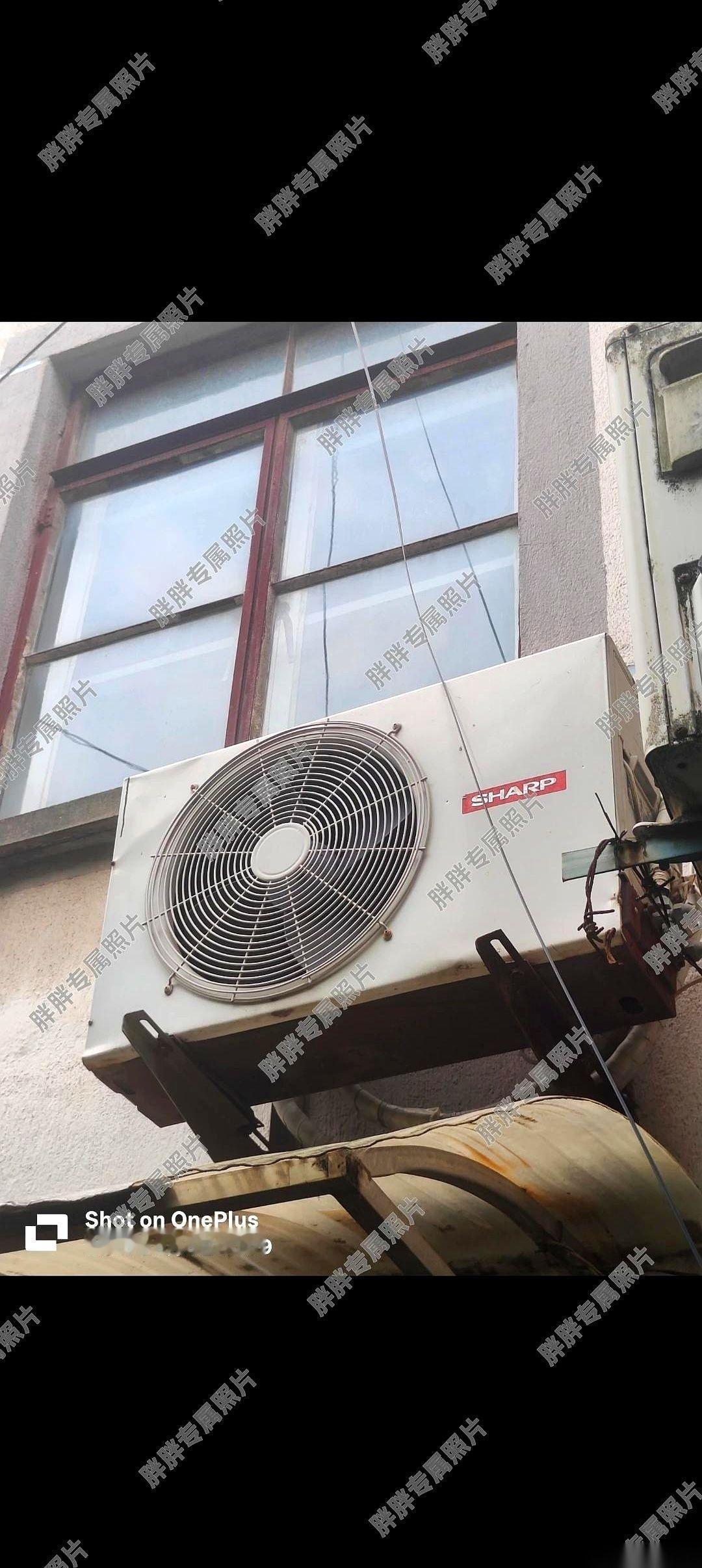 你敢信？
一台35岁、比我部门好几个新入职应届生年纪都大的老古董空调，昨晚居然背
