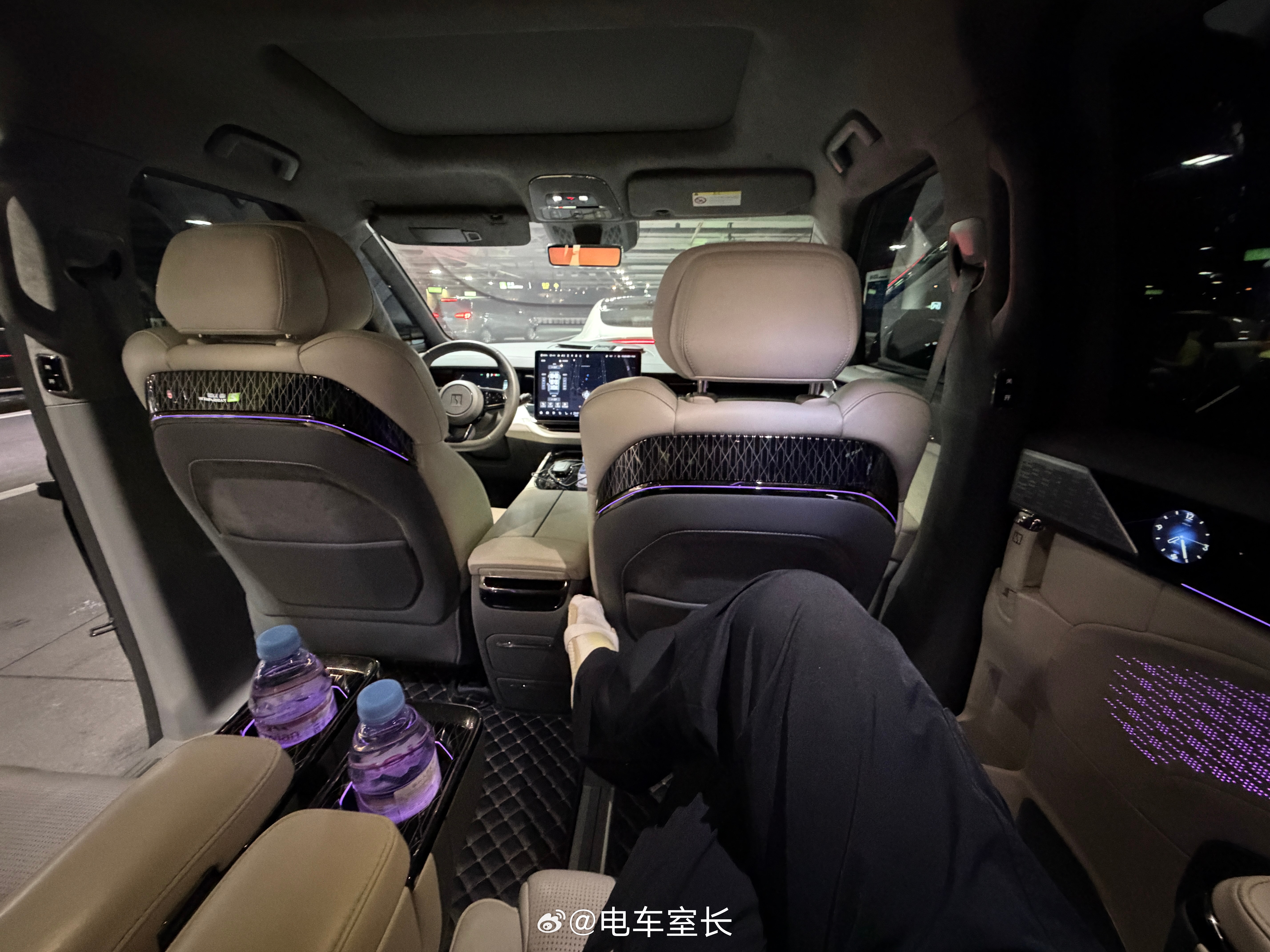 建议大家没特殊情况不要占用残疾人厕所还有残疾人车位