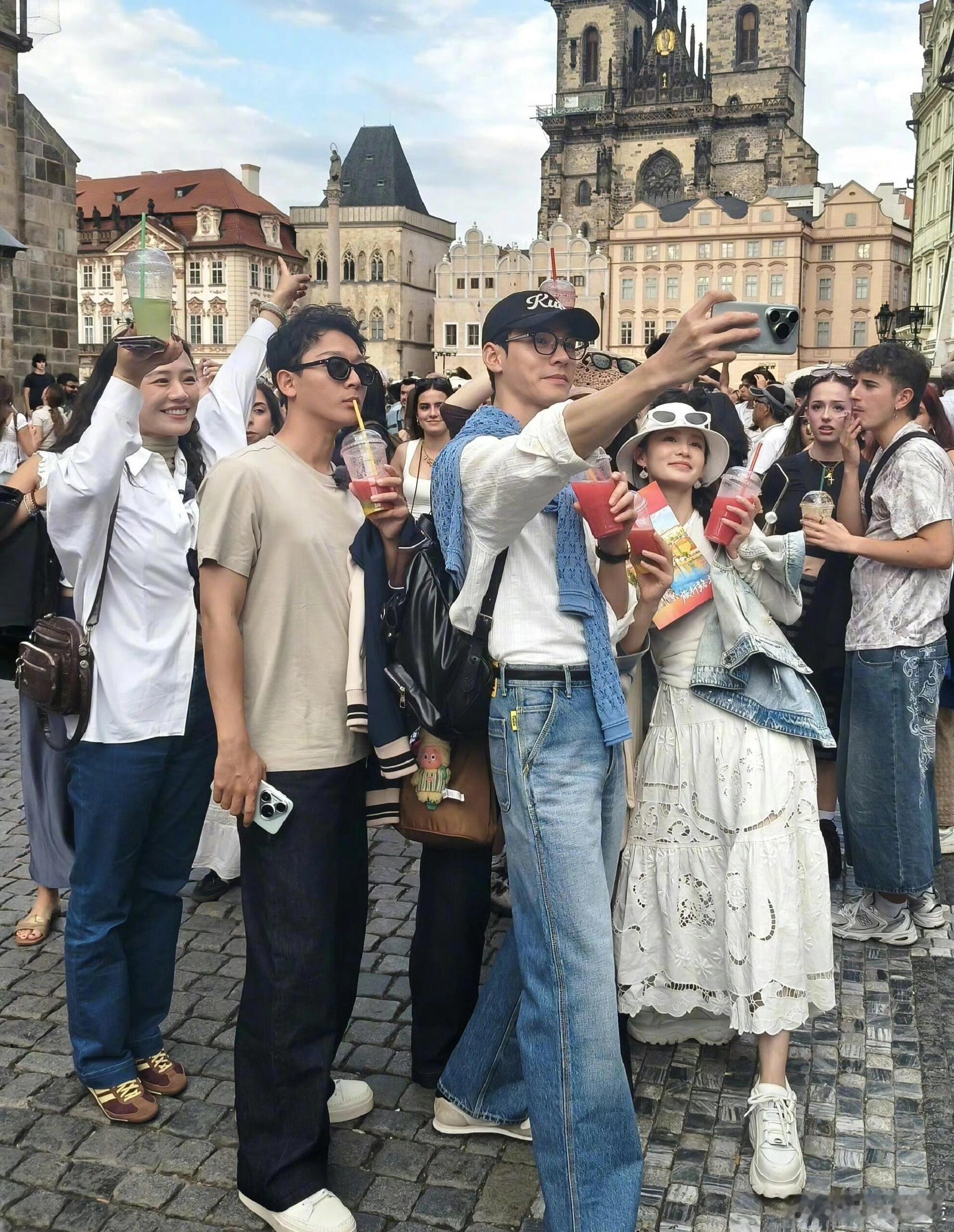 花少7全员讨好型人格哈哈哈哈 ​​​
