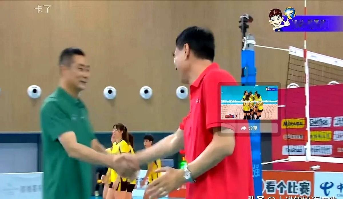 3比1，天津把江西送回家。

最后一球落地，25比22，替补席先跳起来。

网友