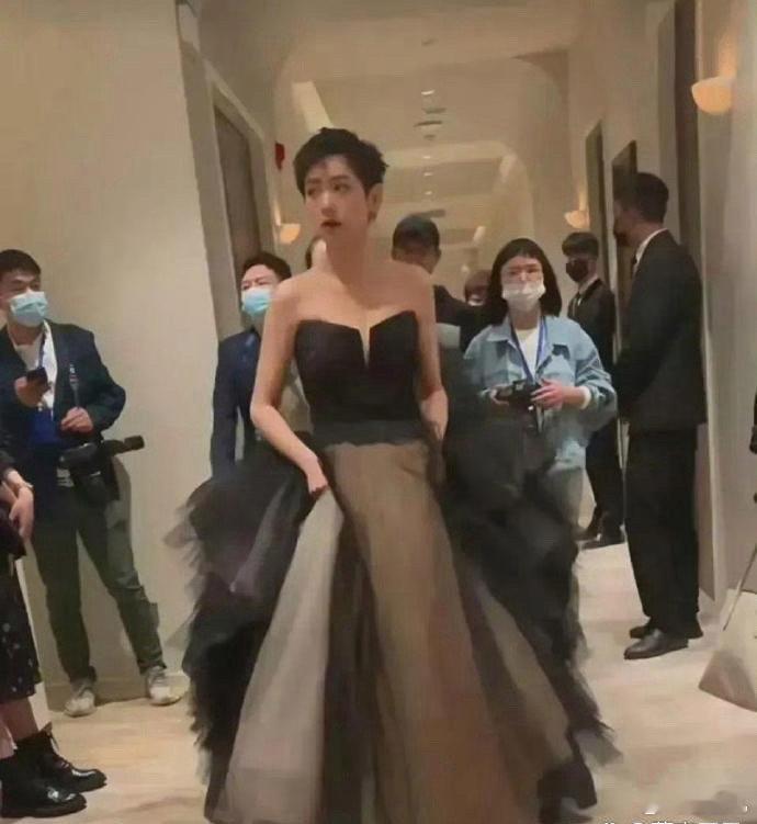 刘恺威的审美其实一直都没变，只是对现在的女友宽容了！ 