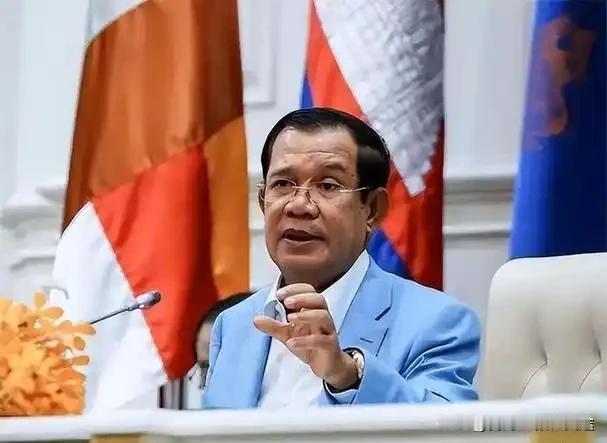 法国地图下的千年恩怨：泰柬边境冲突再起，千年古寺成导火索
 
各位朋友，今天咱们