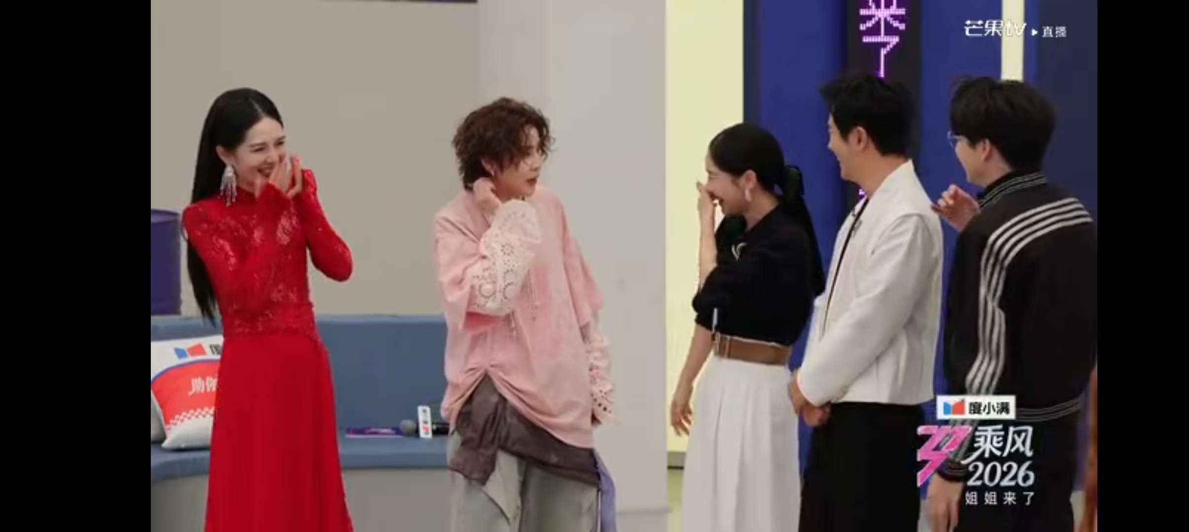 王濛对陶昕然说你嗓子好了陶昕然离婚后状态 耿直濛姐上线，问陶昕然现在嗓子是好了吗