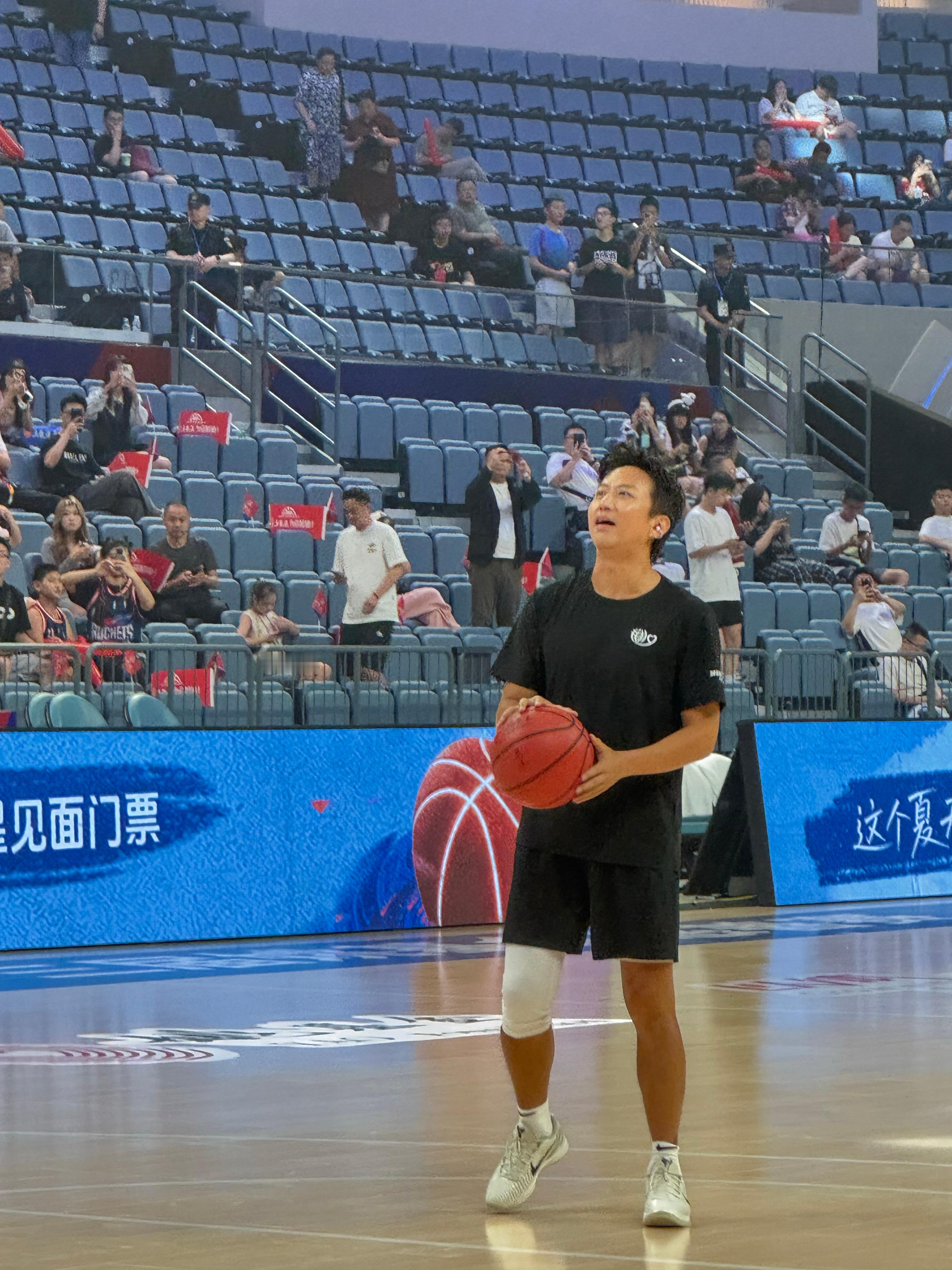 群超基地chinahawks // 我的观赛搭子 ​​​