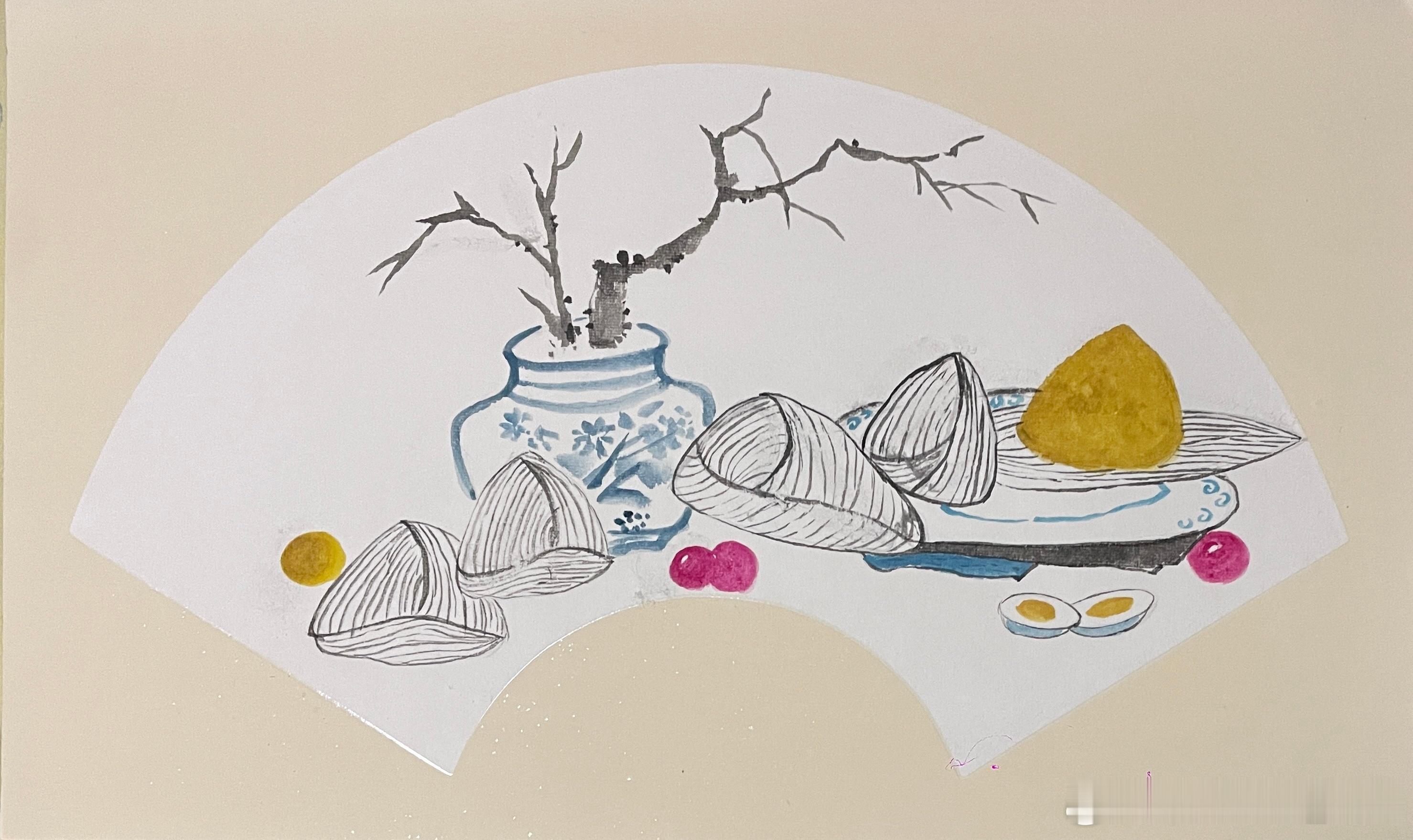 偷得半日闲，扇面寄端午。粽叶裹清香，枇杷缀安康。愿大家的日子，也如这画中一般，丰