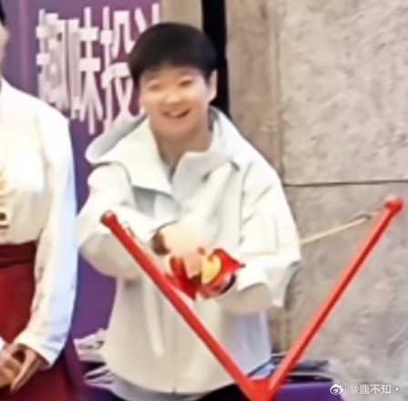 放平心态，毕竟也是伤愈后连拿两个冠军的人，不管什么结果都能接受，也没必要强行调动