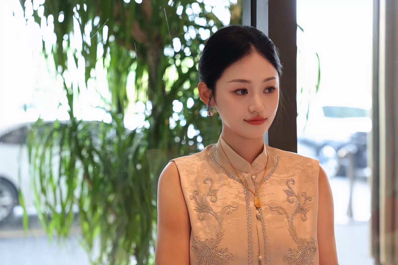 ❤️❤️❤️。多喜乐，长安宁， 如同梁上燕，岁岁长相见