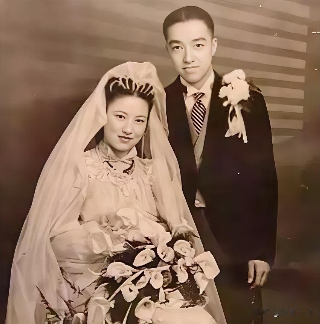 1945年抗战胜利前后，有一位曾长期在汪伪政权任职、一度被世人视作汉奸的人物，在