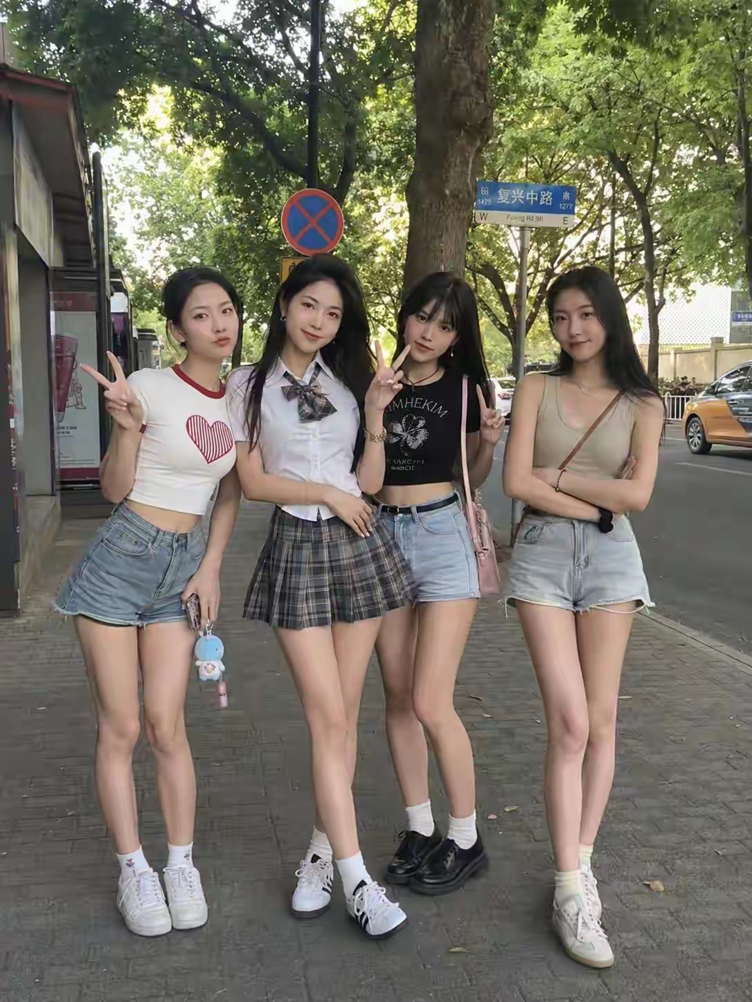 找对象的尽头是初高中同学兜兜转转相亲无数，见过形形色色的人，最后才慢慢发现：很多