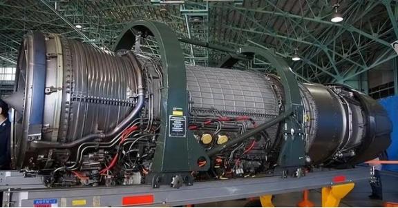 俄乌开战前，中国提前买下千台发动机，西方很好奇中俄想干什么？美国智库发布报告称，