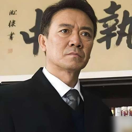 替情敌澄清18年骂名，李幼斌前妻这一招，太狠了。
你想想，当年《亮剑》刚火，李