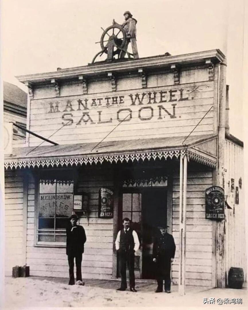 这张照片展示的是 1890 年代左右位于加利福尼亚州圣佩德罗（San Pedro