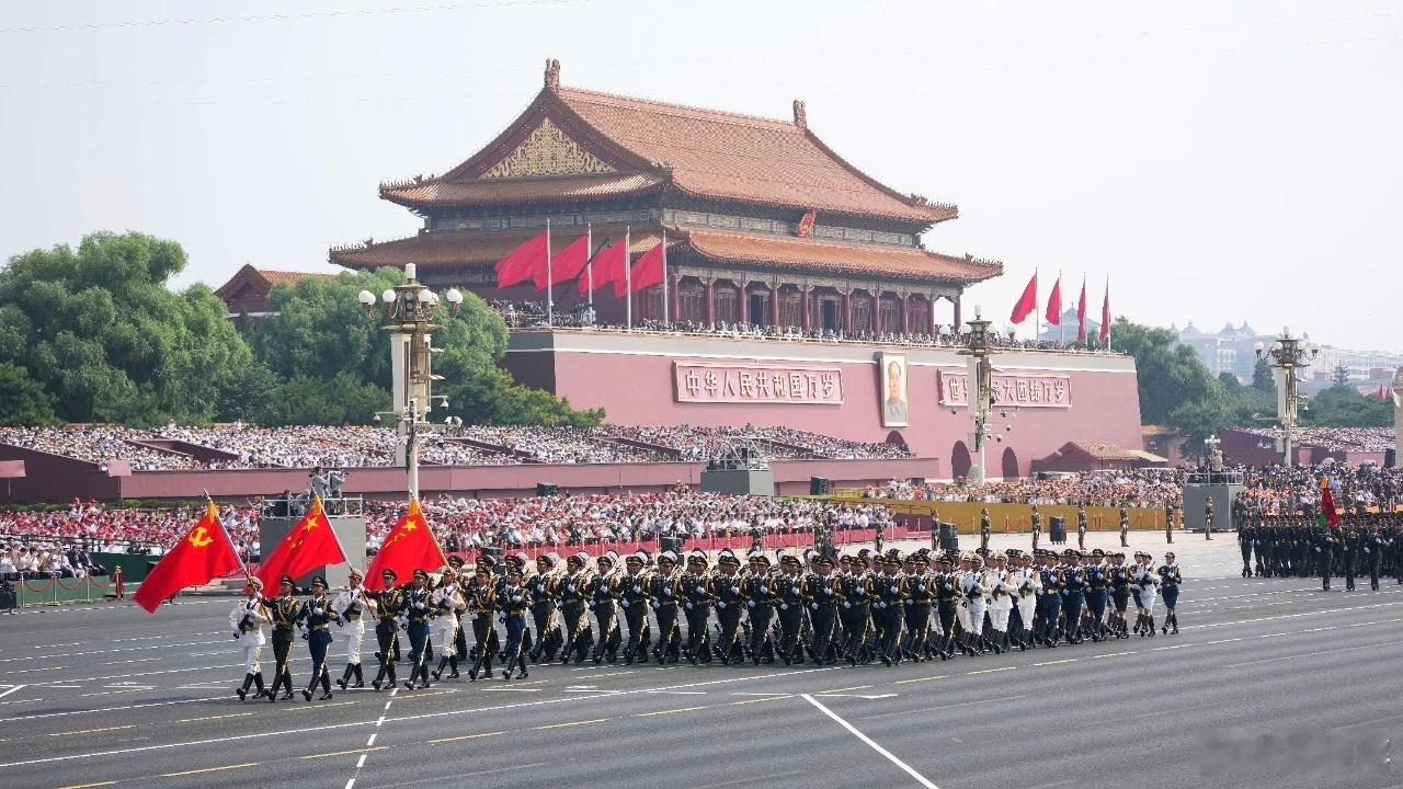 一条plog告别九月  古人吟诵“春花秋月何时了？往事知多少”，是一种悲天悯人的