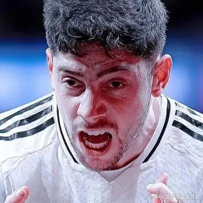 《巴尔韦德：从蒙得维的亚街头的少年，到如今伯纳乌的铁血传奇！巴尔韦德帽子戏法》播