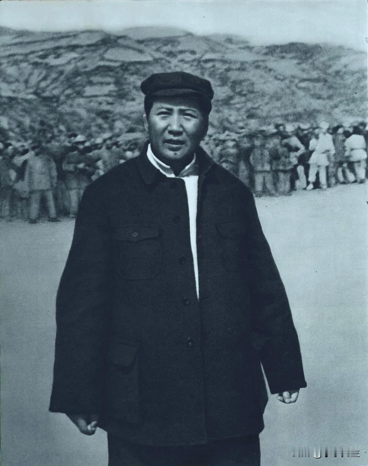 在纪念中国人民抗日战争暨世界反法西斯战争胜利80周年的庄严时刻，我们深切缅怀毛泽