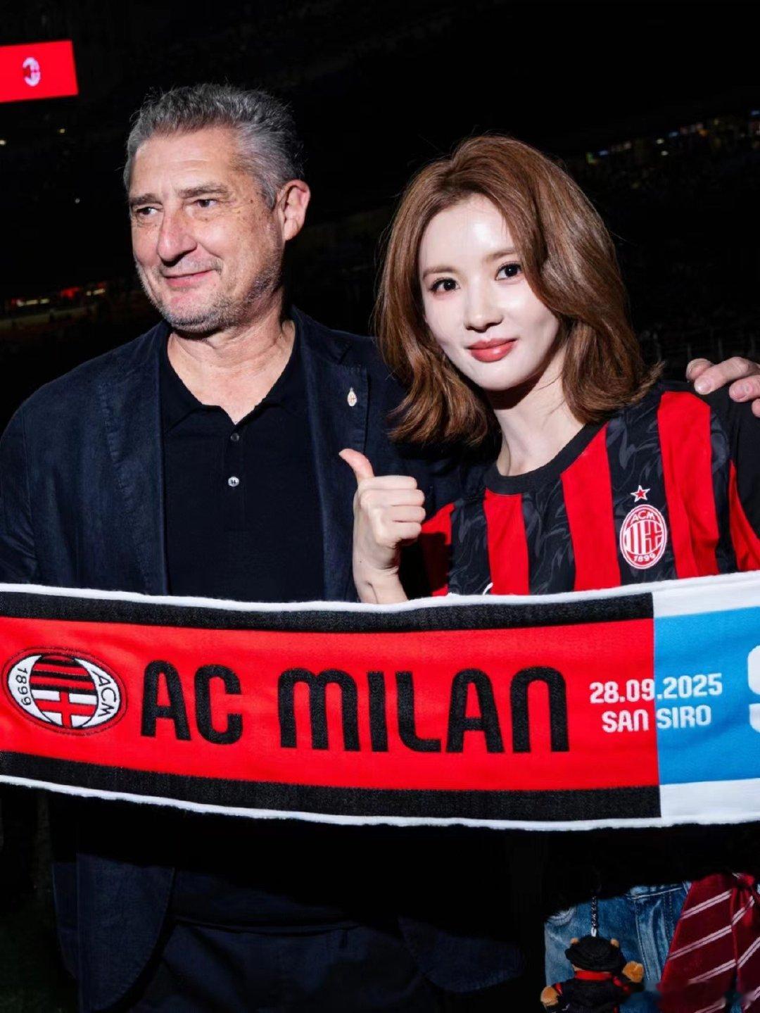 刘些宁扛住了外网镜头这状态也太能打了吧 笑起来好甜  生图这么能打 颜值是真的服