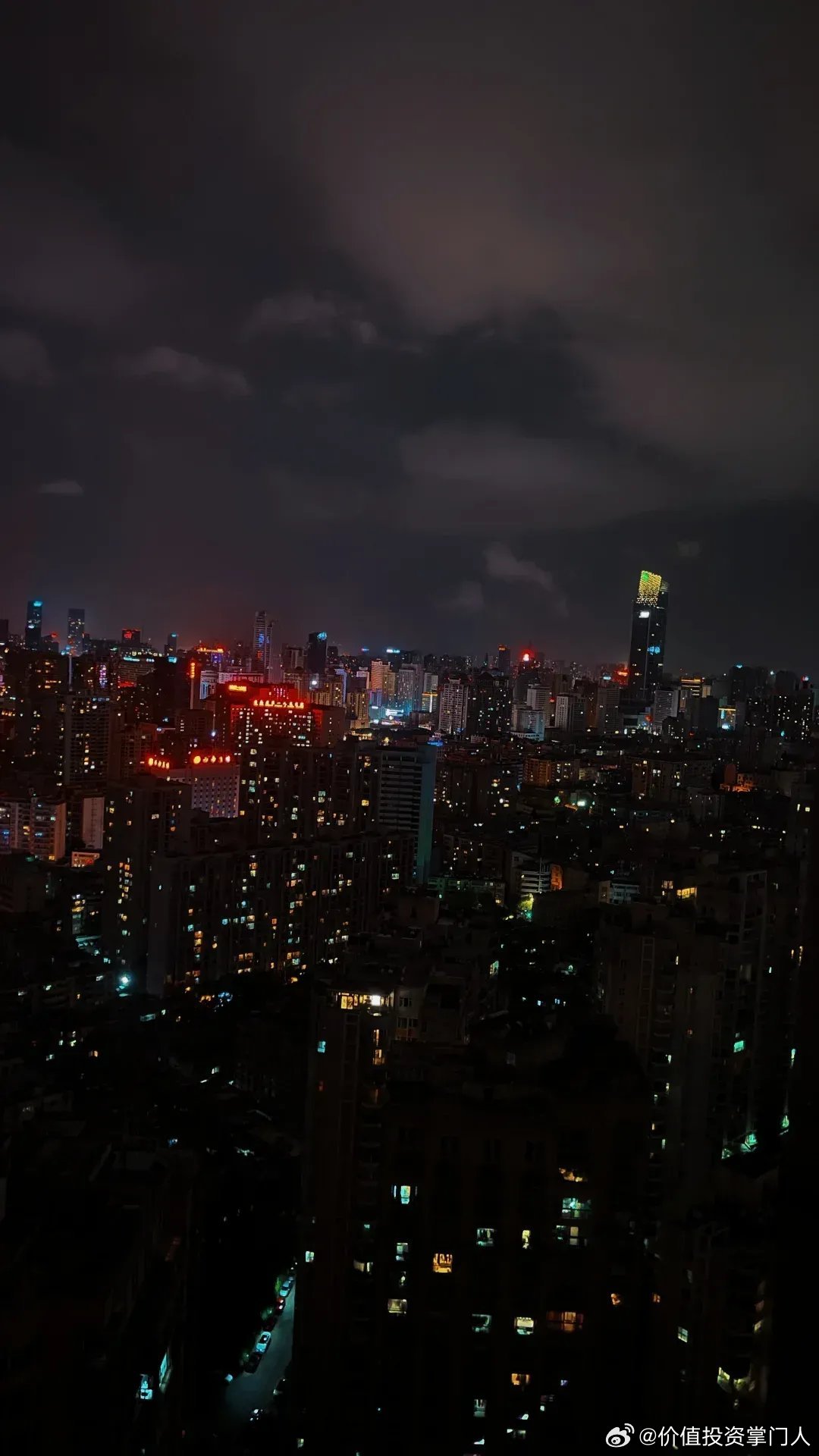 周六晚安🌙休养生息，静待新周。祝大家好梦。 