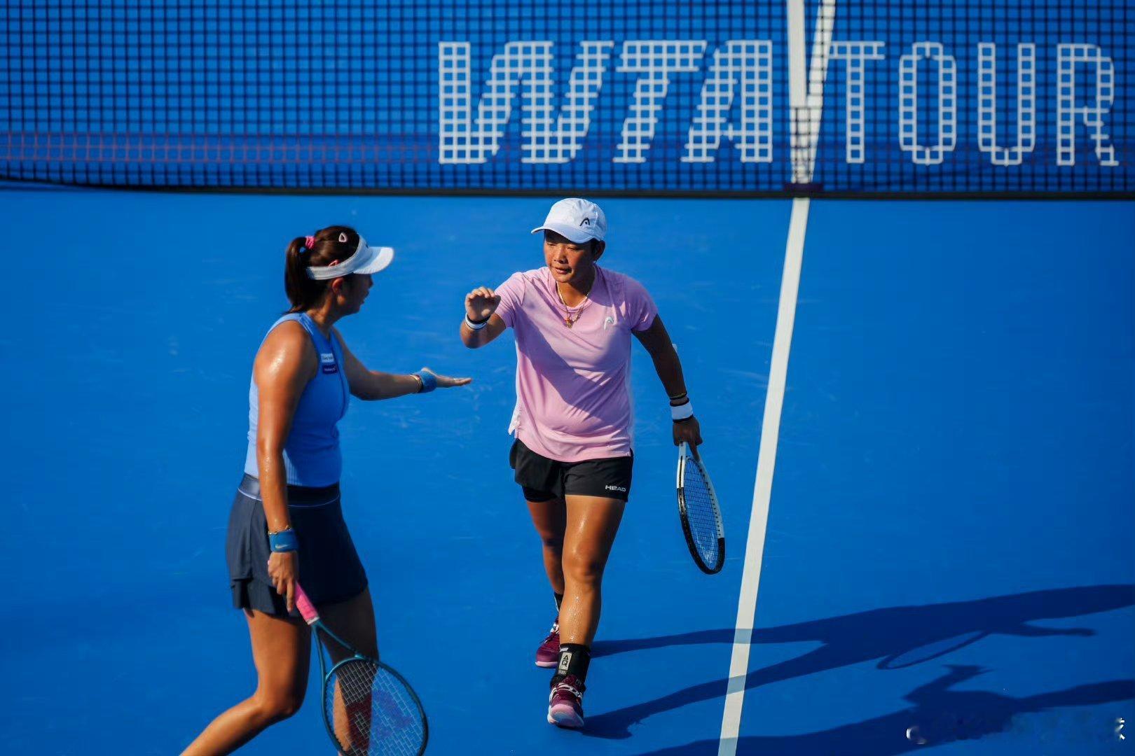 WTA500东京站🇯🇵女双第一轮海峡组合詹皓晴/蒋欣玗🇨🇳6-2/6-4