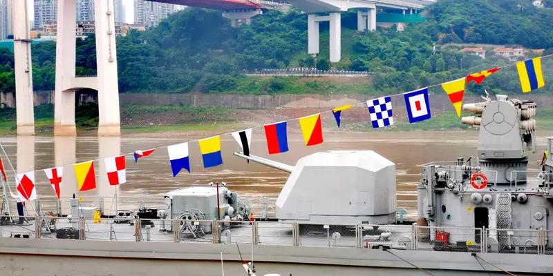 别再低估日本战力！海量军备+稳固后援暗藏杀机，中日开战中方绝非稳赢

提起中日军