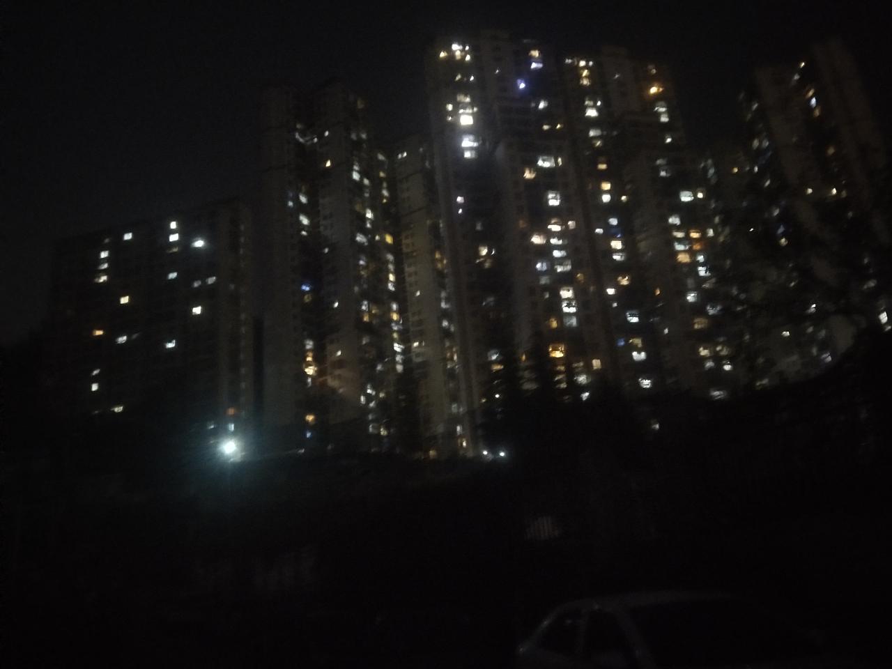 建议中国人在美，英等地开医学:
一，诊断快
二，费用低
一定能赚钱，还可解决就业