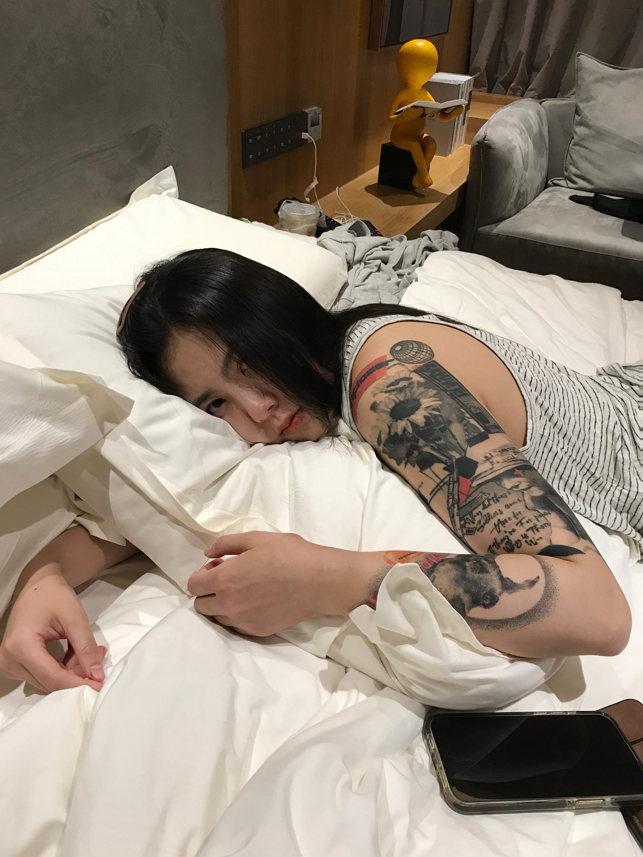 吧唧一下就睡着了