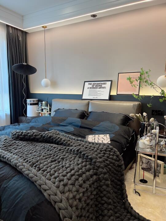 一眼爱上的卧室🏠理想中的深色系极简卧室