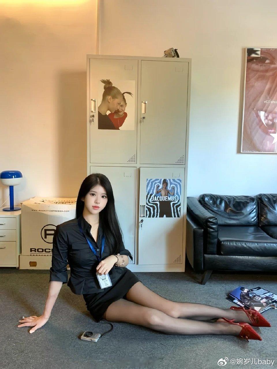 我的工位我的家 明天开始十一小长假  [打call]  