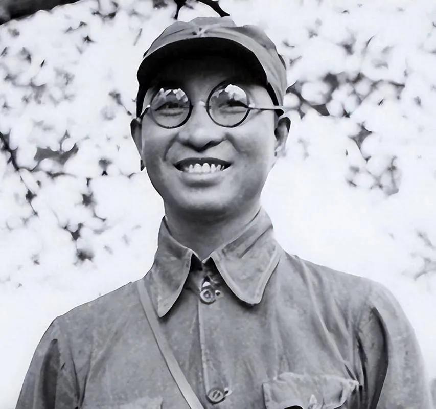 于烽火落笔，见铁血柔情——1937年8月7日，在陕西安吴堡，陈赓将军提笔写下日记