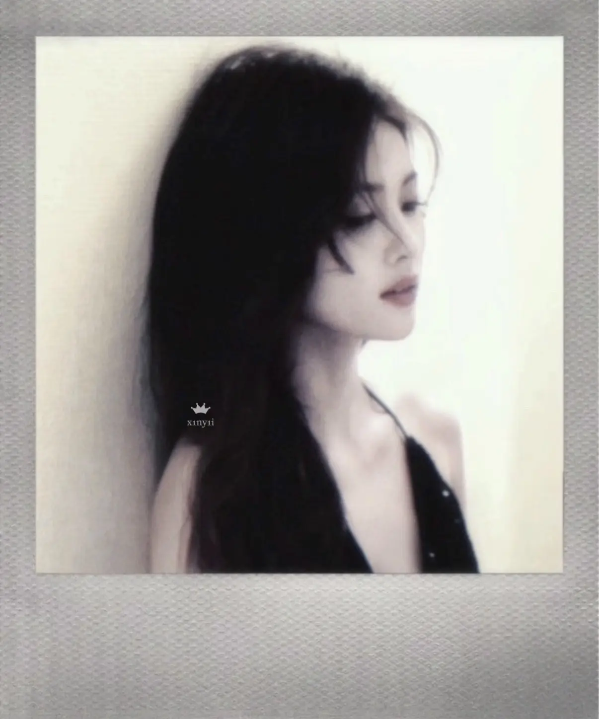 “在这平凡的世界 不认识的两人成为了互相的救赎"