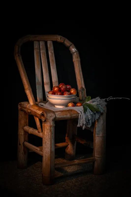 儿时的时光，总是蕴藏着许多故事。有些人在小站间辗转成长，就像那些在蒋堂小站出生的