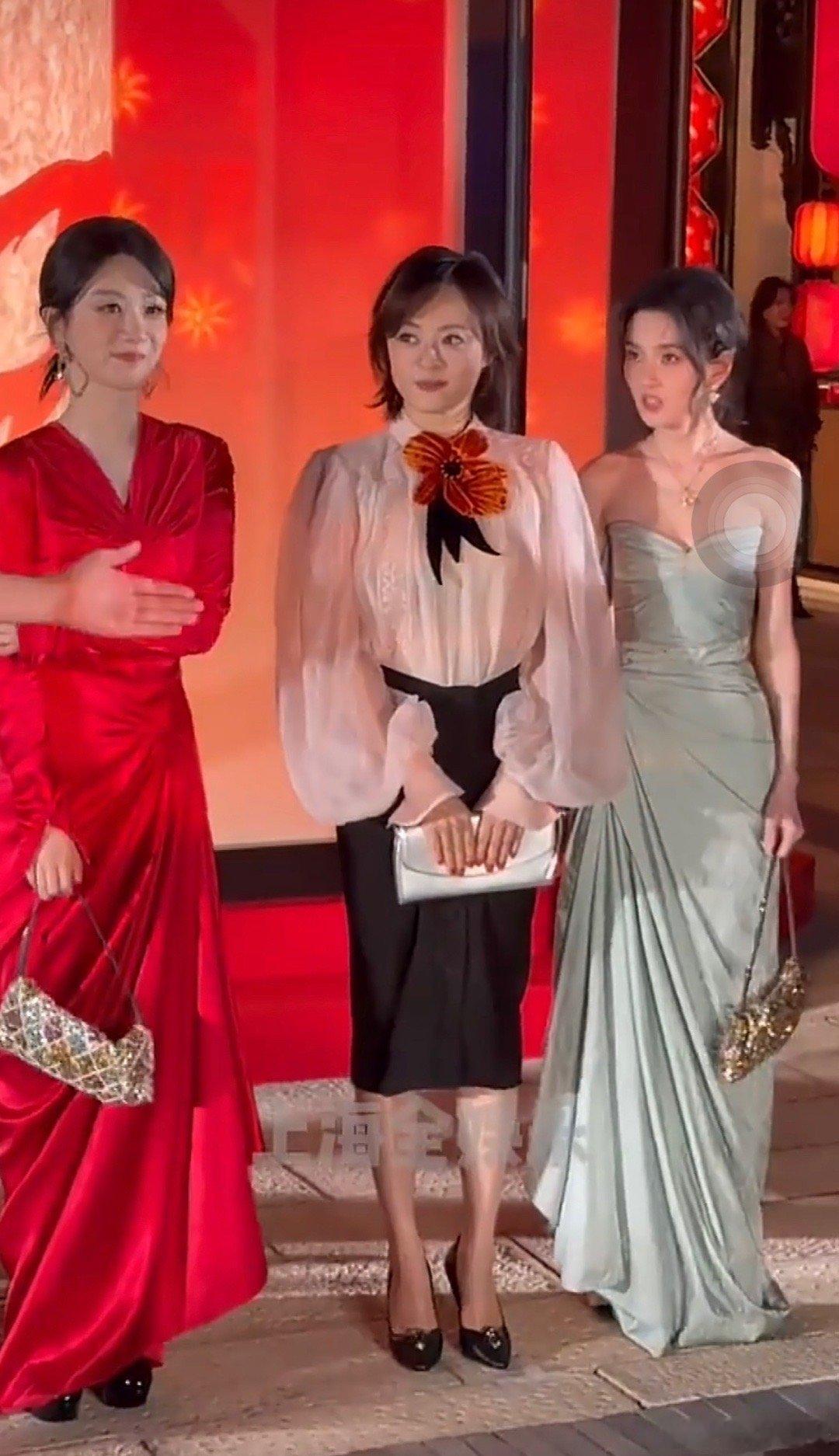 孙俪、杨紫、宋祖儿今日活动同框，第一眼看到谁 