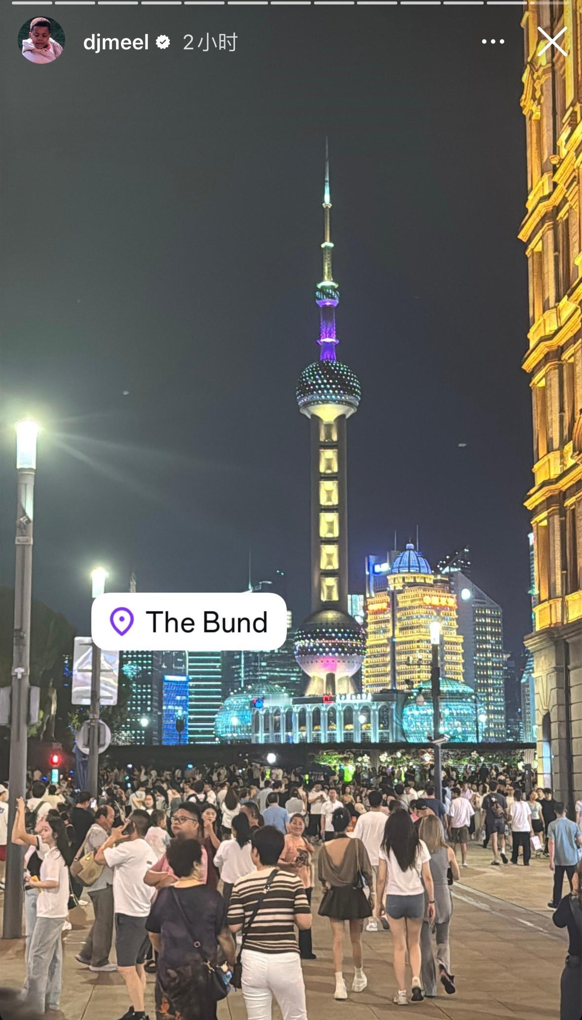 老詹这个DJ朋友可以观察一下，到处溜达。要是看到了就问问他，看他说不说。[并不简