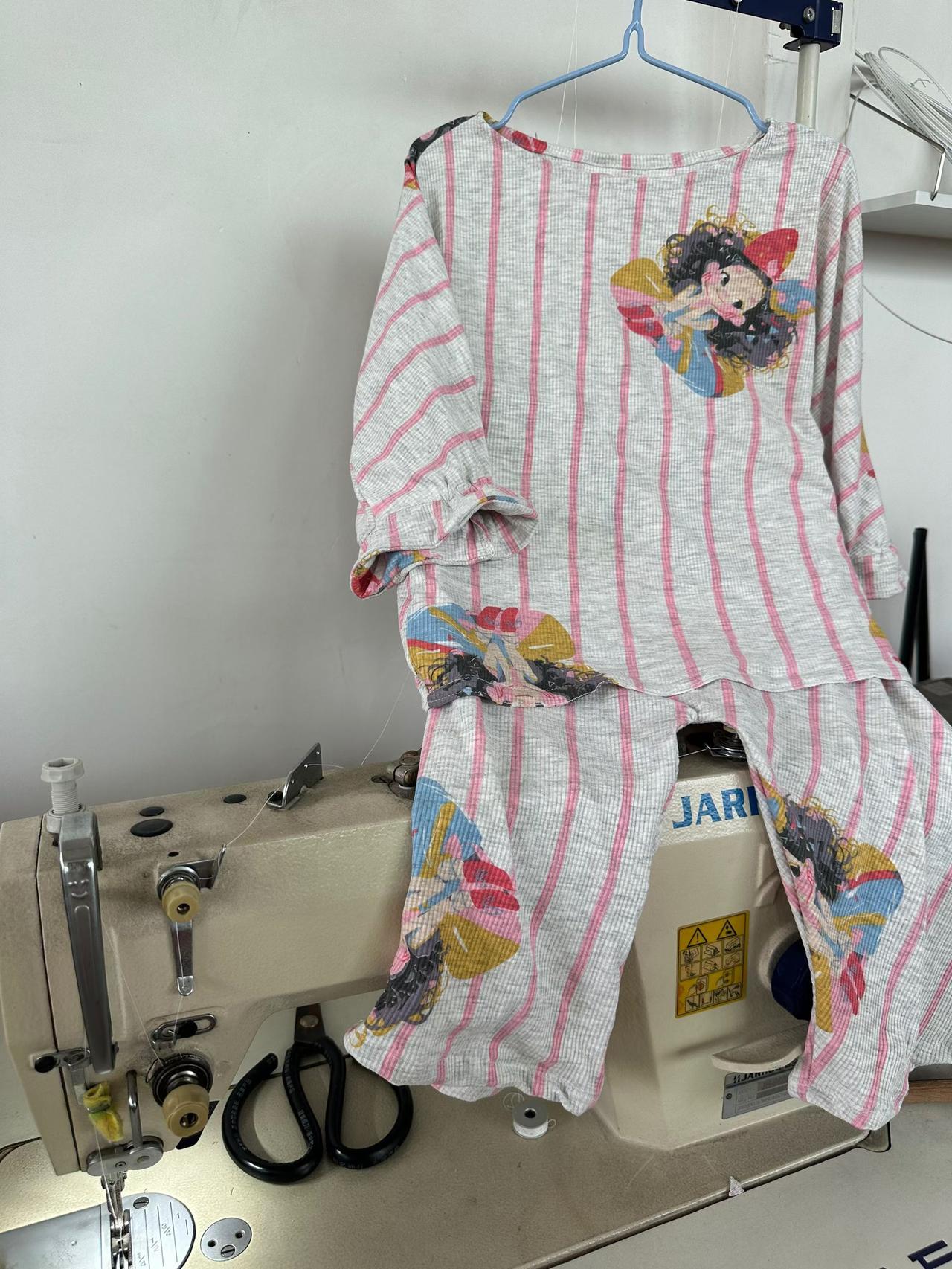 晒图笔记大赛 不知道你察觉到没有，祖祖辈辈都是农民，或是靠苦力为生的家庭，家族里