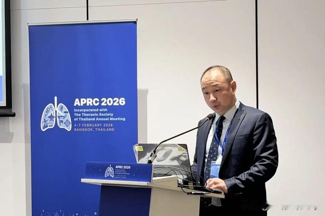 刘宏主任现就职于江苏省人民医院胸外科
  刘宏   南京市第二医院心胸外科主任、