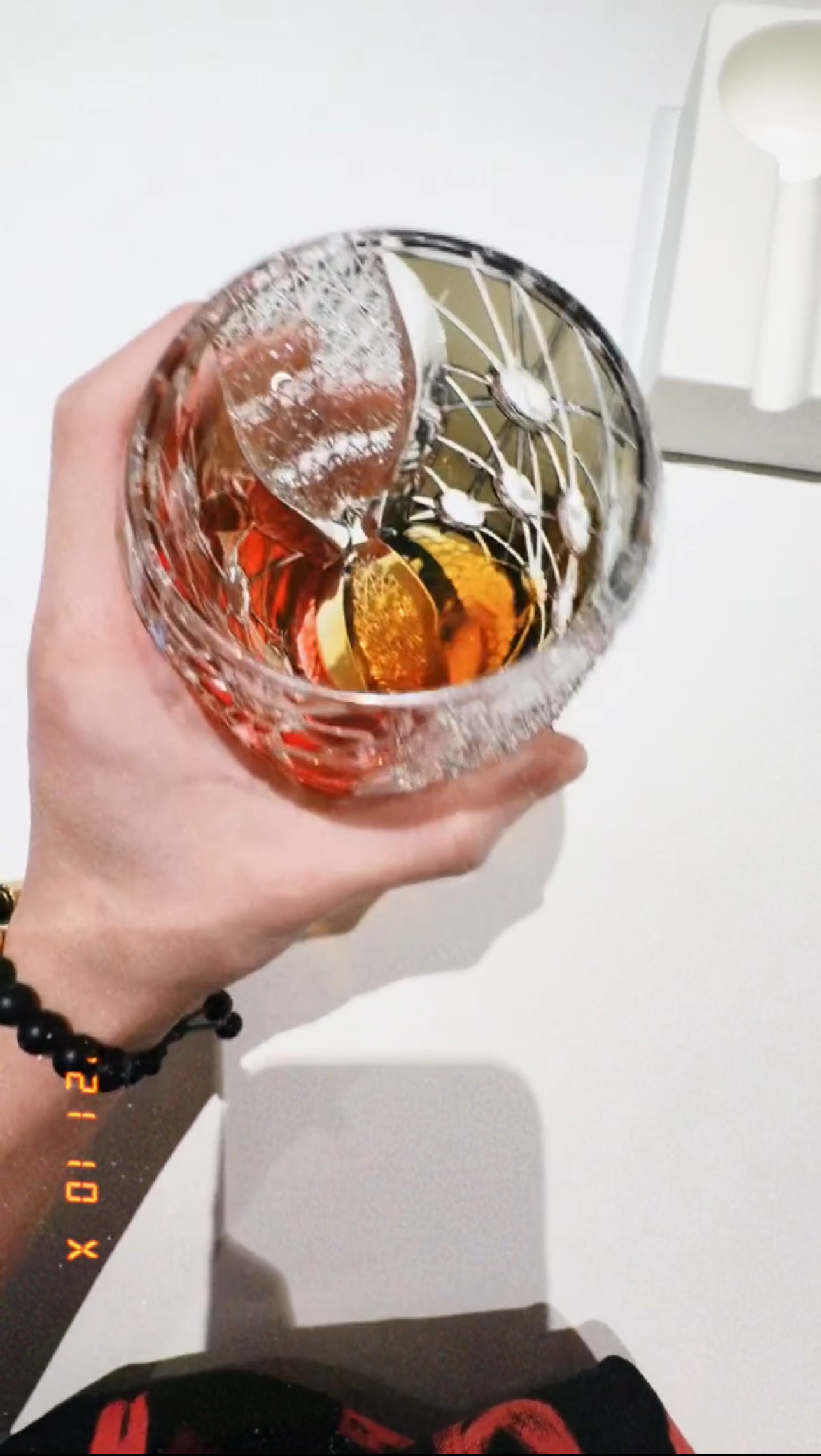 嘶，戴串珠手链的晨宇😇 