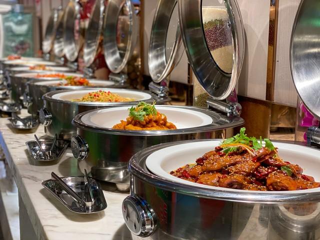 海鲜自助大溃败？星伦多倒下给行业敲响警钟

星伦多的收缩，不是结束，而是平价海鲜