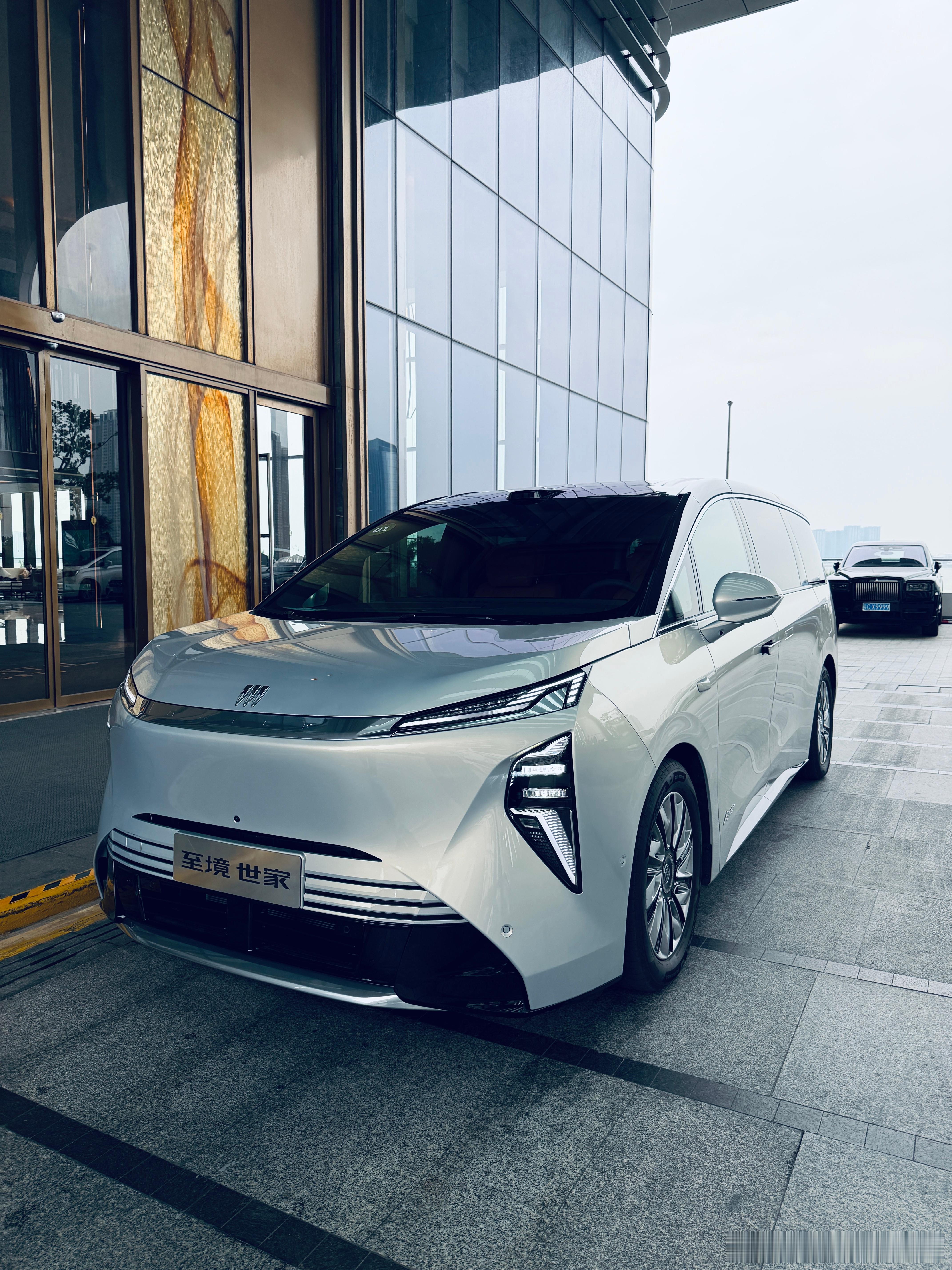 人生绕不过一台MPV汽场全开日常分享别克至境世家