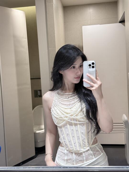好消息出片了 坏消息在厕所…
