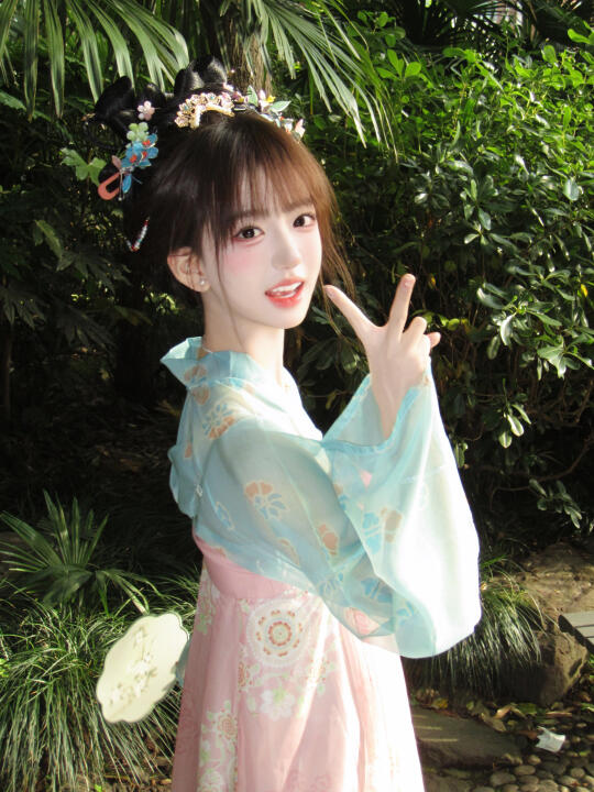 上海豫园春日限定小唐风来啦🌹🎀