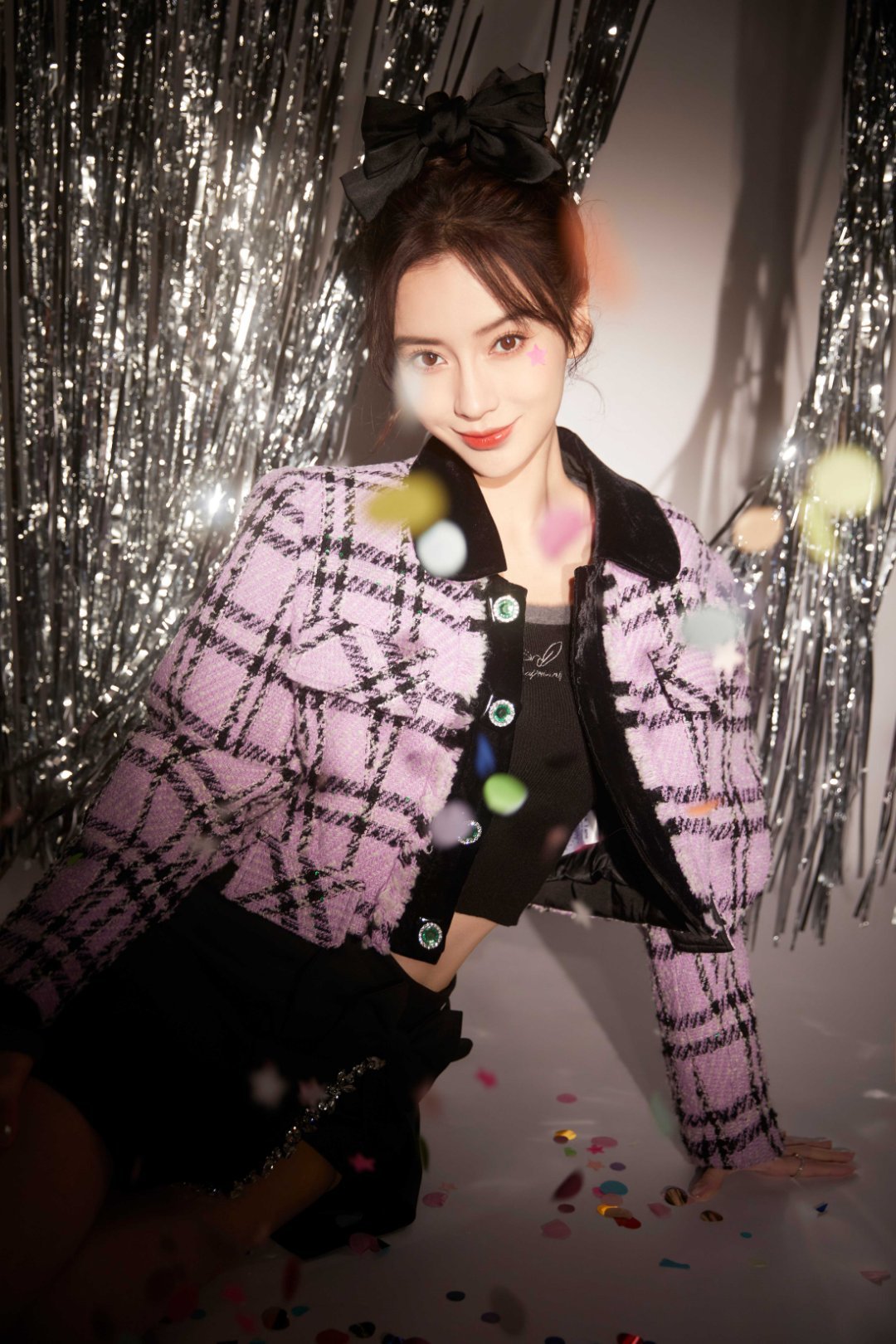 angelababy angelababy "仲夏的耀眼在于人生中的各种转折,以